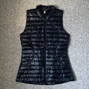 Lululemon Black Puffer Vest